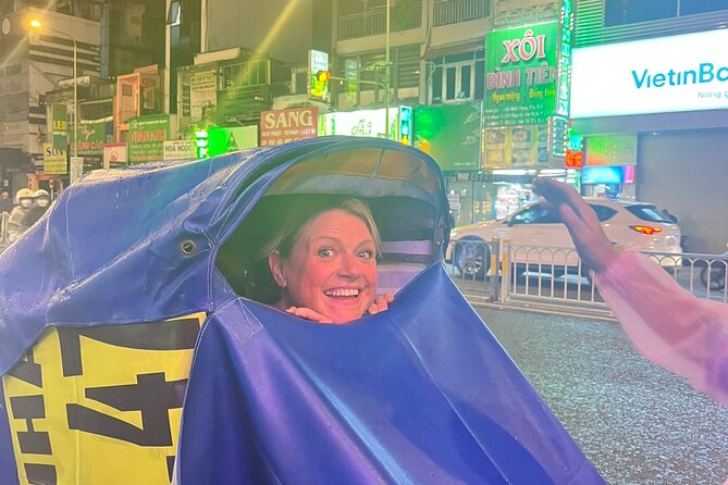 Private Street Food Discovery by Cyclo at Night in Ho Chi Minh - Cyclo at night: pacing, safety, and what it feels like