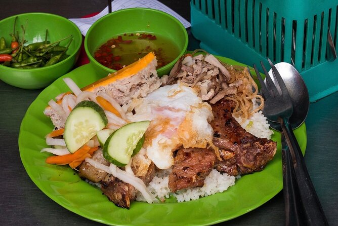 Private Street Food Tour by Motorbike in Ho Chi Minh City - Motorbikes, timing, and how to stay comfortable