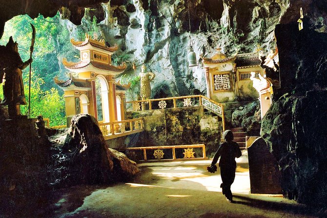 [Private] Tam Coc Boat-ride & Bich Dong Pagoda - Day tour - Why Tam Coc + Bich Dong Feels Like the Right Pair