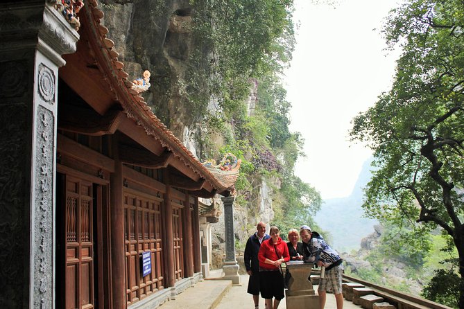 [Private] Tam Coc Boat-ride & Bich Dong Pagoda - Day tour - Bich Dong Pagoda: Ha, Trung, Thuong and the Views That Come After the Climb