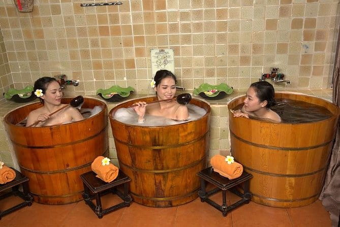 Private Thai Massage - Who should book: strong-force lovers, couples, and families