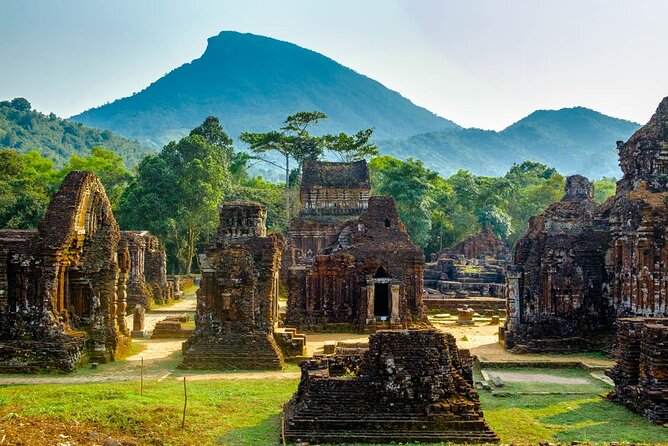 Private Tour: Half-Day at My Son Sanctuary - Walking tour details: how a guide changes the ruins