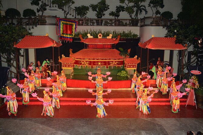Private Tour Water Puppet Show And Cruise Tour On Saigon River - How the Evening Plays Out: Puppets, Then River Lights