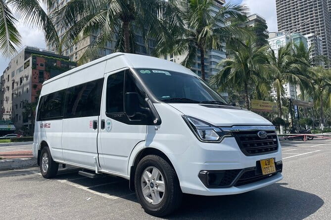 PRIVATE TRANSFER Da Nang Airport to/from Da Nang & Hoi An hotels - What the Ride Feels Like: Air Conditioning, Water, and Wi‑Fi
