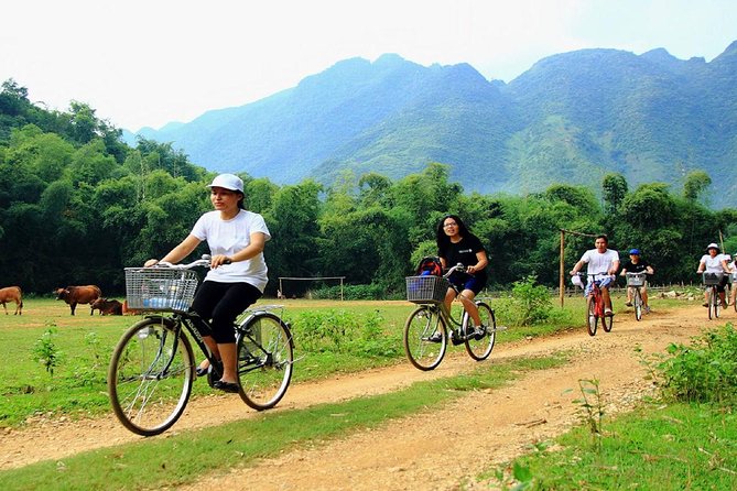 Private Transfer Hanoi <=> Mai Chau One Way (Free hotel pickup) - Pickup and handoff: hotel start, airport start, and mobile ticket