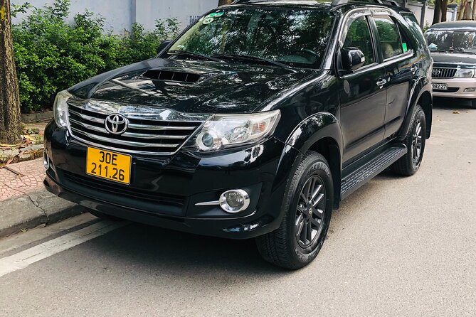 Private transfer Noi Bai Airport (HAN) - Hanoi City Center - Shared transfer or private feel? Read the “only your group” detail
