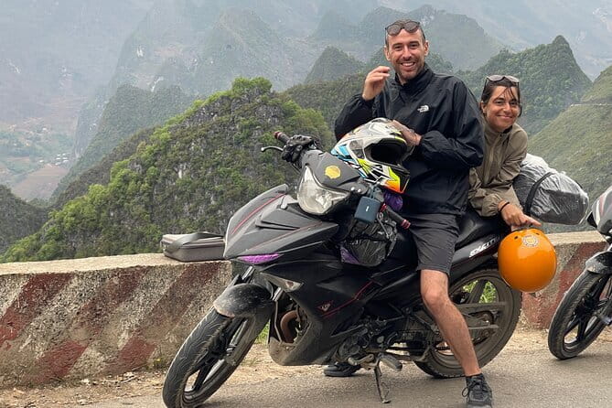 Private Transfers Ha Giang <=> Sapa One Way (Free Hotel Pickup) - English on the Road: Expect Basic Skills, Use Smart Tools