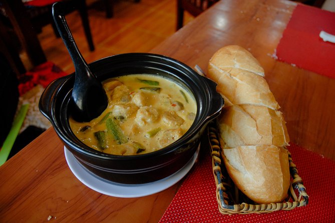 Private Vegan Food Tour By Scooter in Ho Chi Minh City - What to wear and bring for scooter comfort in Ho Chi Minh City