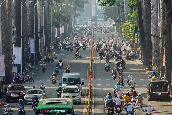 Private Walking Half Day Tour in Ho Chi Minh City - The People’s Committee Building story stop you can’t Google
