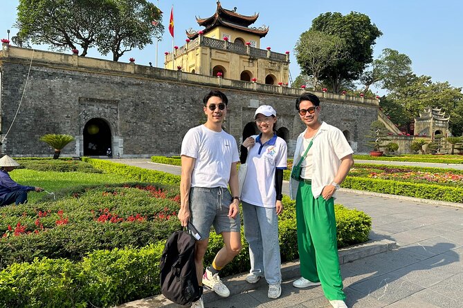 Private Walking Tour of Hanoi City - Ngoc Son Temple and Hoan Kiem Lake: start calm, then read the city