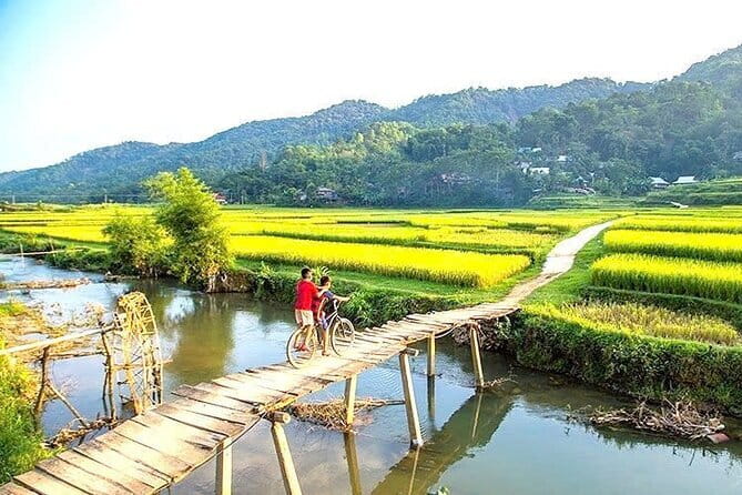 Pu Luong 2 Days Trekking & Village Experience with local Family - Group size and the guide factor: why max 9 matters