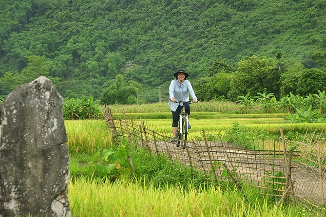 Pu Luong Private Day Tour from Hanoi – Biking & Rafting - Bamboo Rafting on Suối Chàm at Chieu Lau Dam