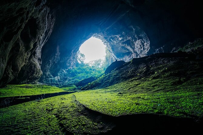Pygmy Cave | The magnificent cave in Phong Nha | 2 days 1 night - Stop 2: Dốc Lươn and gearing up for Hang Over