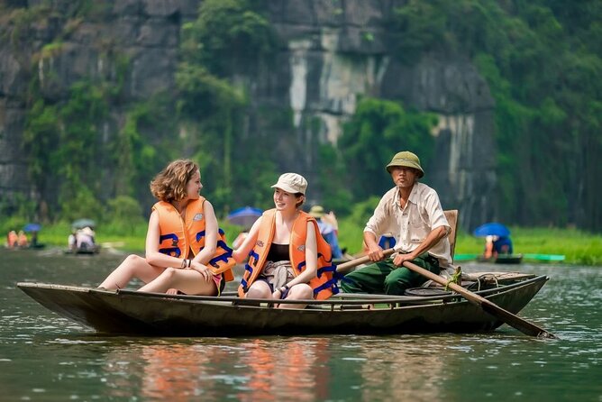 Quang Phu Cau Incense Village- Hoa Lu - Trang An Small Group Tour - Trang An Grotto Boat Ride and Tam Coc Views: The UNESCO Part