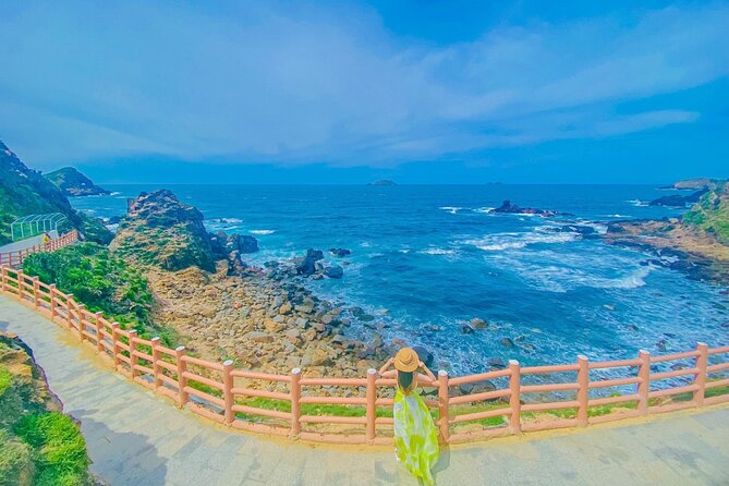Quynhon Tour: Ky Co Island, Eo Gio Cape - Stop 1: Phương Mai sand dunes near the Nhơn Hói Economic Zone