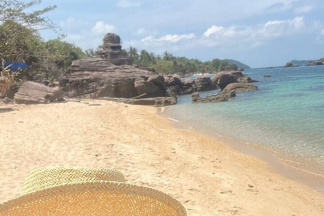 Real snorkel trip by speedboat with small group on Cham island - Snorkeling Gear, Life Jackets, and Staying Comfortable
