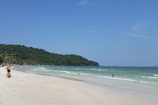 RED RIVER TOUR (Private Tour): LAND ISLAND TOUR AROUND THE SOUTH - Fish Sauce Factory: The Island Flavor You Don’t Notice Until You Learn It