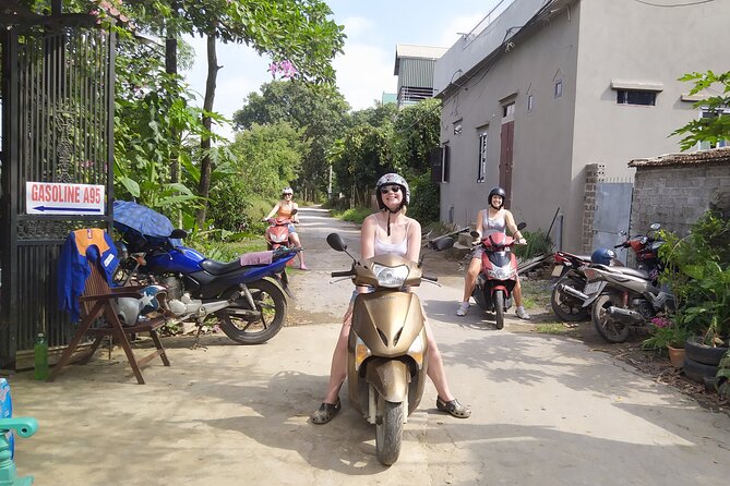 Rent A Bike - Choosing Your Bike: 50cc Scooters vs Manual 175cc