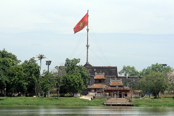 Round Trip: Da Nang/Hoi An – Hue with English-Speaking Driver - Tomb of Khai Dinh: where East and West meet in architecture