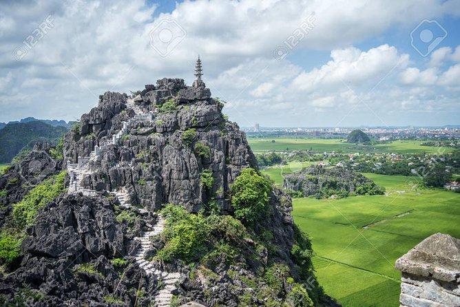 Round-Trip Hanoi to Ninh Binh Private Vehicle Charter - English-speaking driver: how to get what you’re paying for