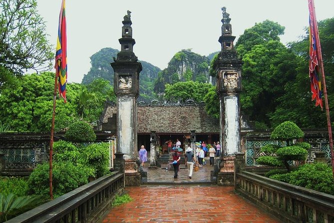 Round-Trip Hanoi to Ninh Binh Private Vehicle Charter - Included costs vs add-ons: plan your budget without surprises