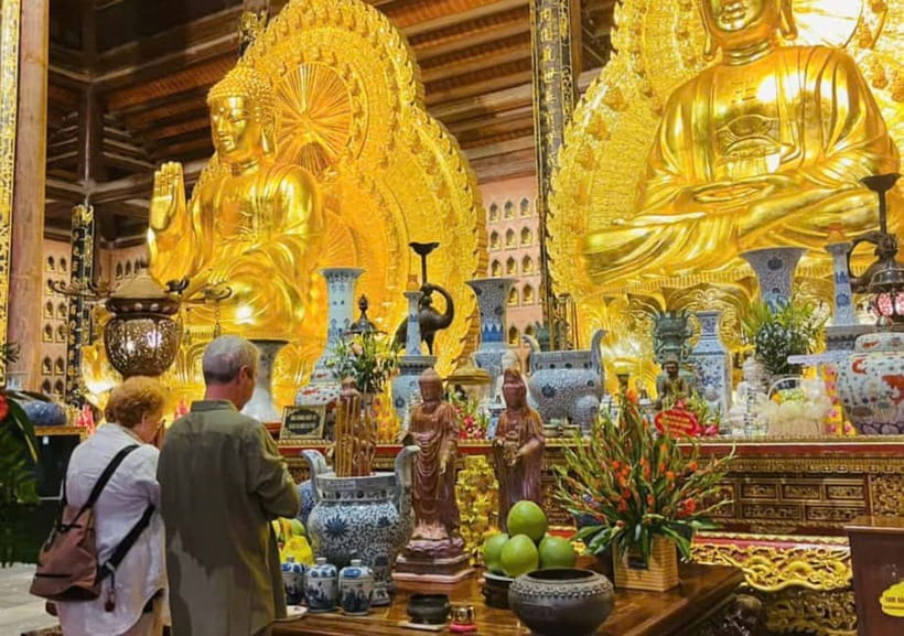 Sacred Nights at Bai Dinh Pagoda: A Spiritual Escape - Sacred Nights timing: why 5:30 pm changes everything