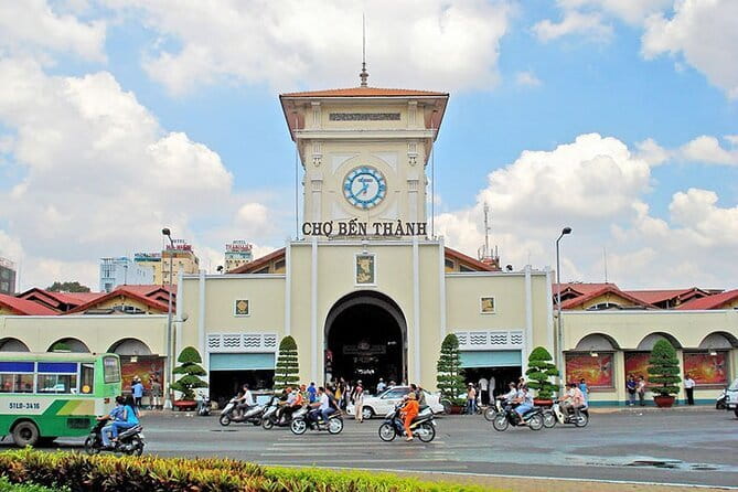 Sai Gon City Tour and Dinner On Cruise Half Day - Why this night tour beats a standard “sit in traffic” plan