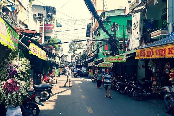 Saigon Afternoon Unseen Street Food by Scooter |Opt: Ao Dai Rider - Getting set up: helmets, ponchos, and what to wear