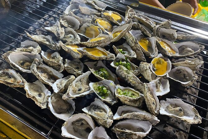 Saigon Authentic Food Walking Tour with Less Tourist People - How the guide turns food into culture (and keeps it moving)