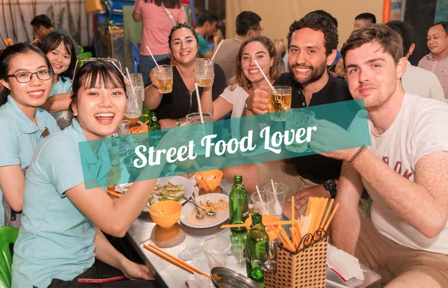 Saigon: Best Price Authentic Walking Street Food Tour - Getting to the start: Bun Bò Xưa in District 1
