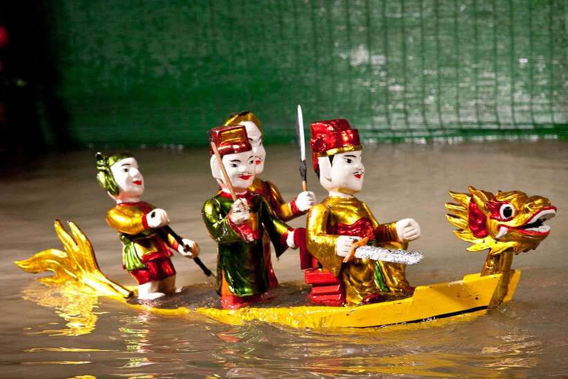 Saigon by Night: Traditional Dinner Cruise - Food quality and the set-menu reality check