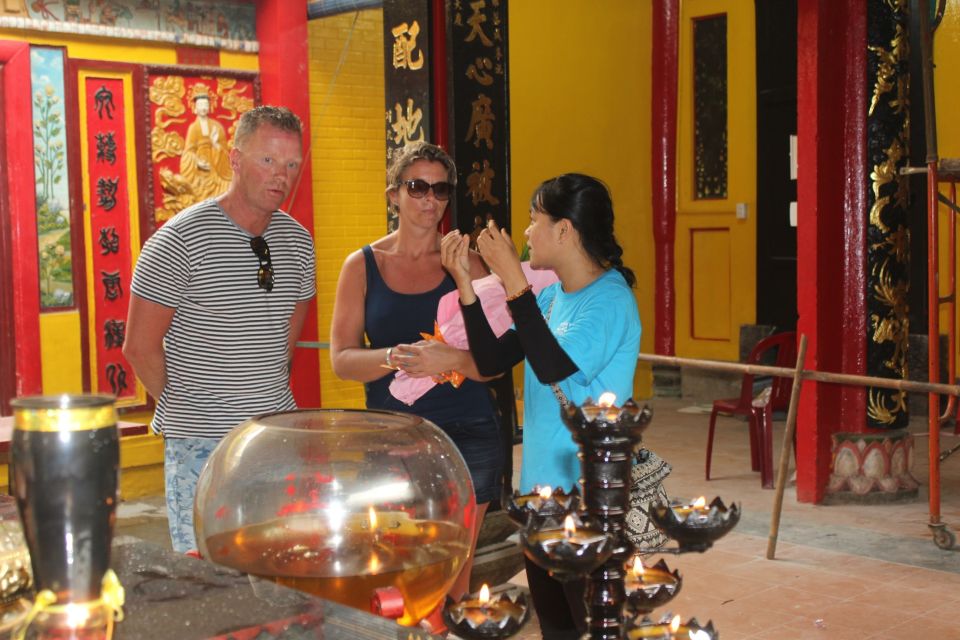 Saigon City Motorbike Tour - China Town in Districts 5 and 6: Markets That Run on Everyday Need