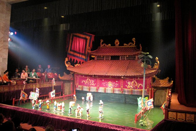 Saigon Dinner Cruise with Live Music Ho Chi Minh– Group Tour - From hotel pickup to Bach Dang pier check-in