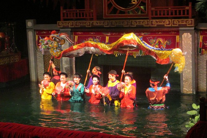 Saigon Dinner Cruise with Live Music Ho Chi Minh– Group Tour - Price and what you’re really paying for