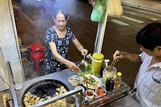 Saigon Evening Walking Street Food Tour - A stop-by-stop map of what you’ll eat (and why each stop works)