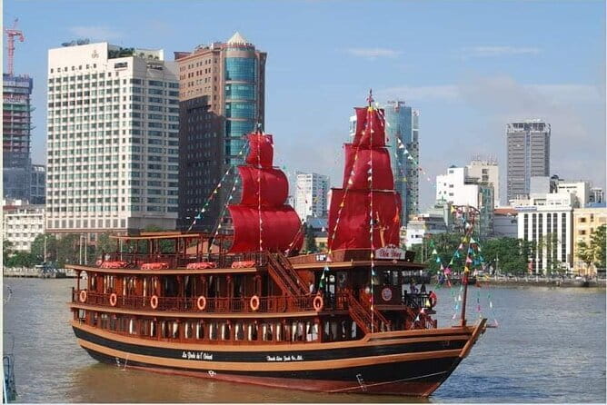 Saigon Local Sightseeing Free Walking Tour - Fresh Flower Market: Color, Smell, and Everyday Trade