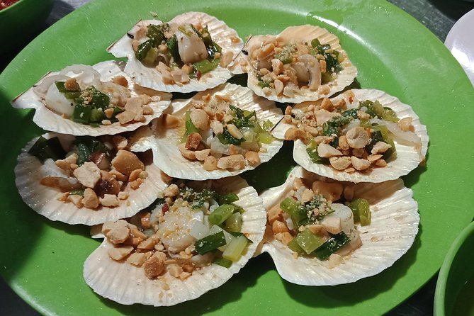 Saigon luxury food tour on motorbike with 10 authentic dishes - Meeting the Tiger Guide and the small-group flow