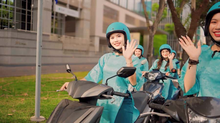 Saigon: Michelin Guide Food Tour with Ao Dai Female Riders - Motorbike Safety: Helmets, Training, and the Insurance Detail to Confirm
