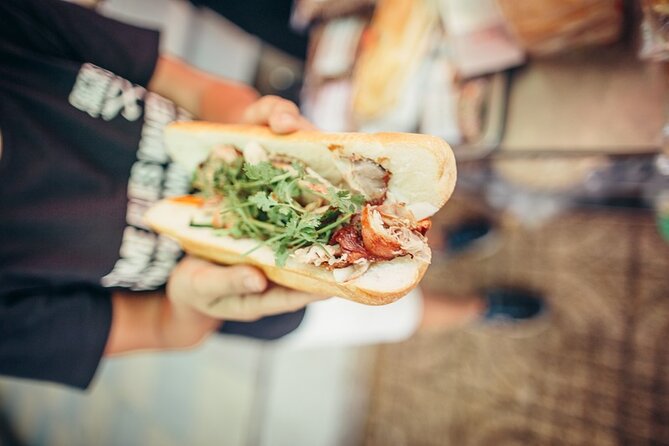 Saigon Night Bites on Foot: Local Vendors, Stories & Sweet Finish - 5 p.m. in Saigon: Why this tour timing works