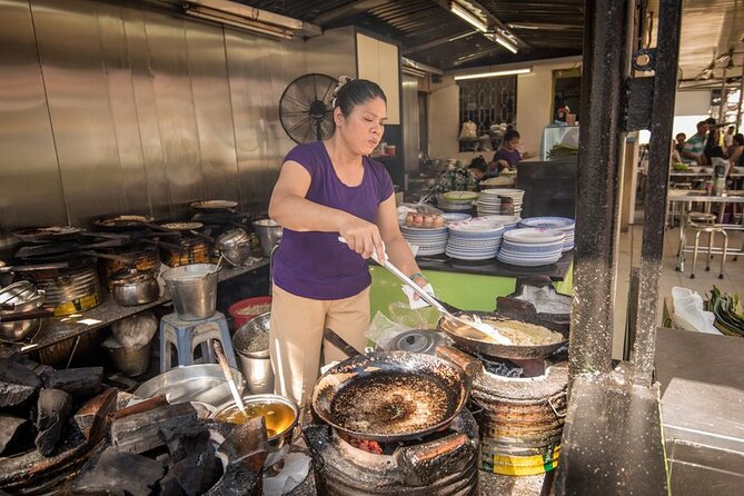 Saigon Night Bites on Foot: Local Vendors, Stories & Sweet Finish - FAQ
