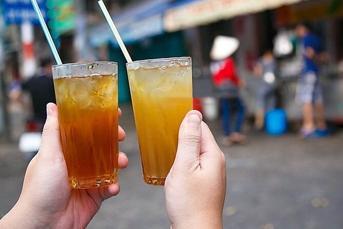 Saigon Secrets - Half Day Tour With Vintage Vespa - Stop 3: Bạch Tùng Diệp Park—old tree, guillotine clues, and war timeline
