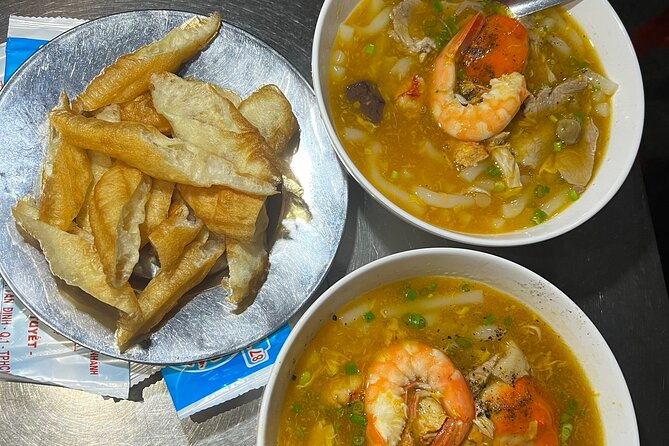 Saigon Street Food By Night - Foodie City Private Tour With Local Guide - Price and value: what $80 buys you in Saigon at night