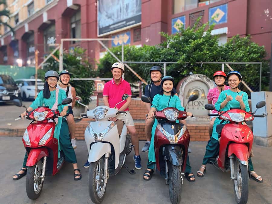 Saigon: Street Food Tasting & Sightseeing Tour by Motorbike - Key Takeaways Before You Go