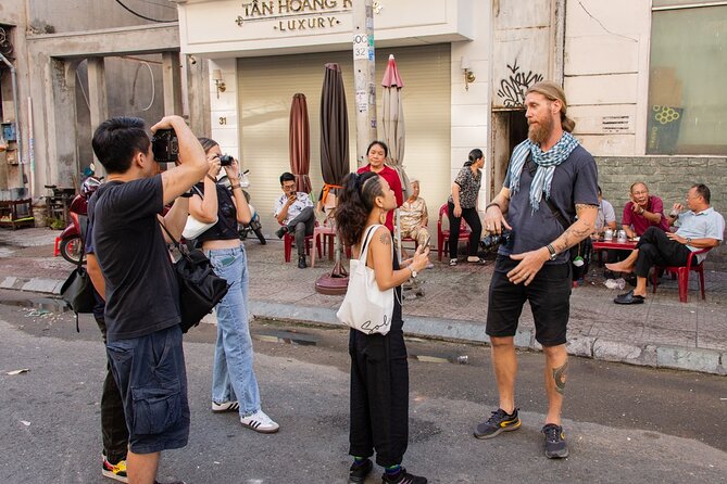 Saigon Street Photography Experience - Your route through Saigon: colonial edges, alley life, and temple quiet