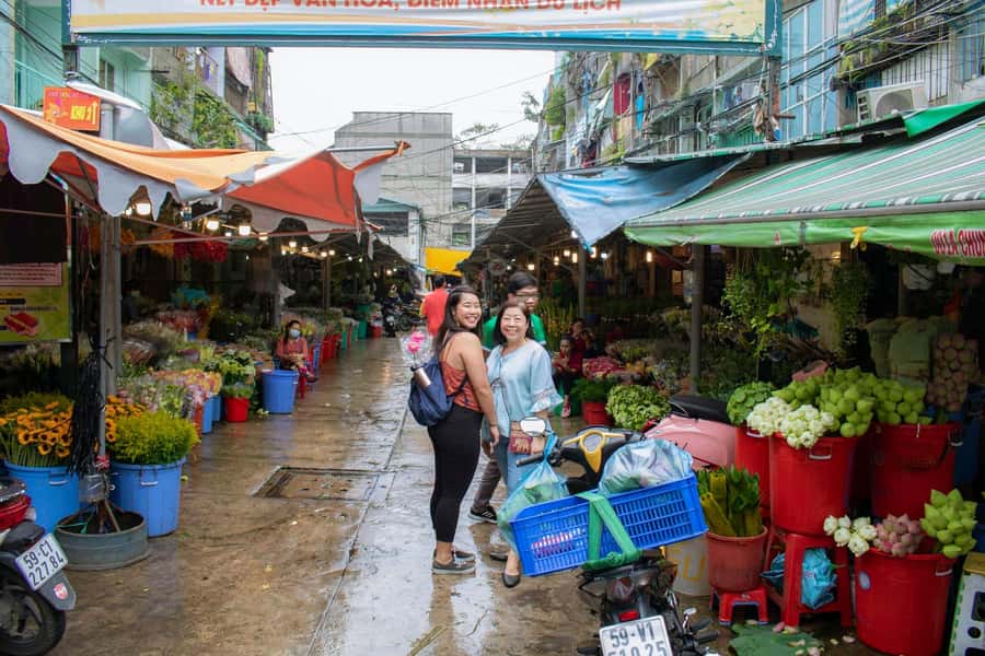 Saigon Unseen: Culture, Coffee, & Hidden Gems Motorbike Tour - Chợ Lớn Chinatown: medicine shops, temples, and colonial-era traces