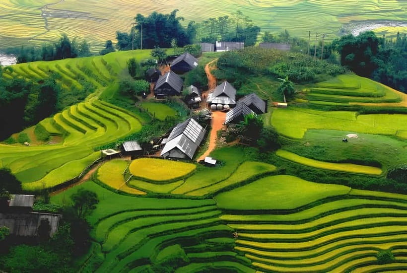 SAPA 1 DAY - Mountain Views And Villages Trek - Long Trek - Hau Thao village: where the day turns into culture
