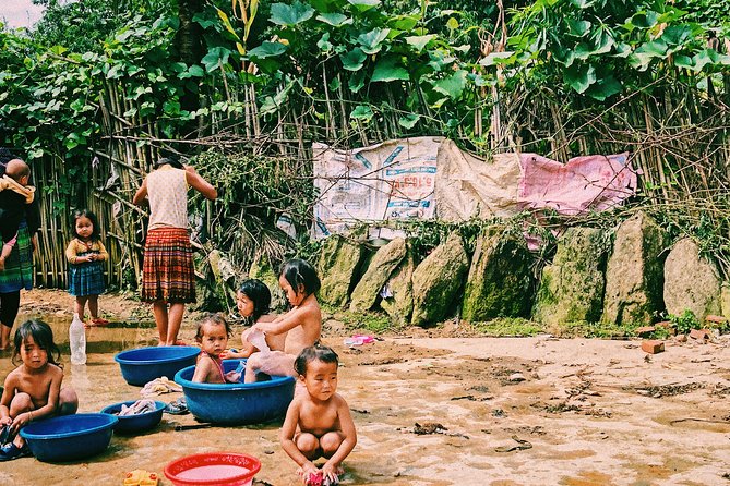 Sapa 2-Day Trek & Homestay in Ta Van Village – Be a Local - The H’mong indigo dyeing workshop: dye, learn, and take your own fabric home