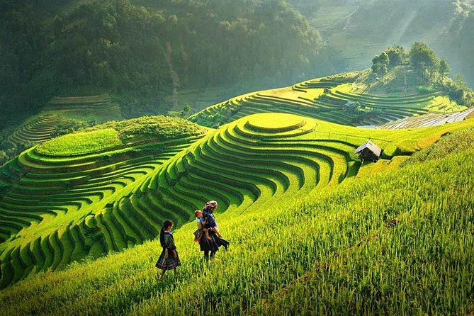 Sapa 2 Days 1 Night Bac Ha Market Tour (Overnight In Hotel) - Cat Cat village near Fansipan: Black H’mong life in the valley