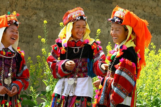 Sapa 2 Days 1 Night from Hanoi - Hotel Stay - Tea-country trekking to Ma Tra: picnic lunch with big mountain views