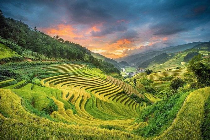 Sapa 3 Days 2 Nights Bac Ha Market From Ha Noi - Hanoi to Sapa: the ride that actually keeps your day on track
